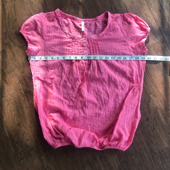 Lightweight Summer Top - Picture 3 of 5